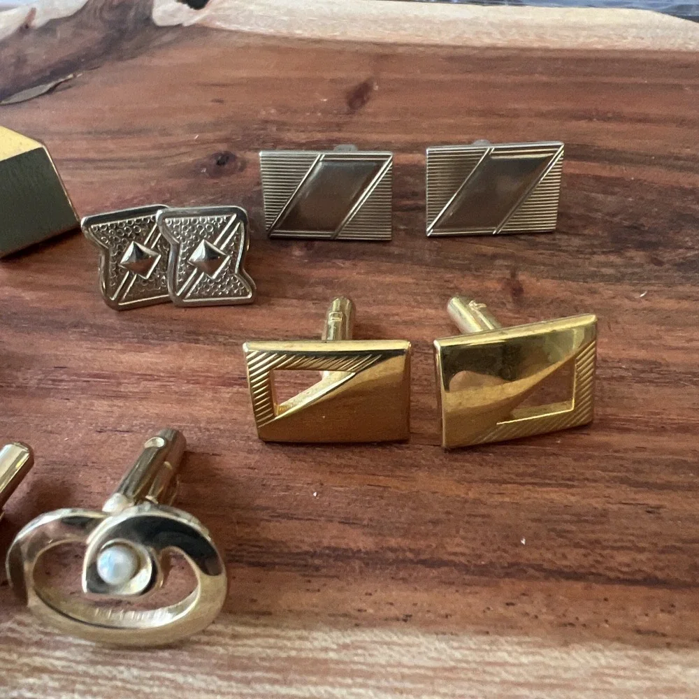 The Unbranded Brand gold tone